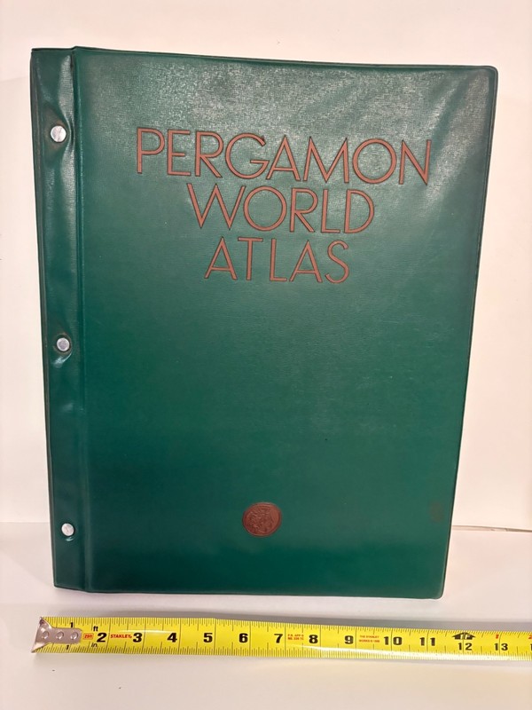 Pergamon World Atlas 1968. Oxford, London, New York, Toronto, Sydney, Paris