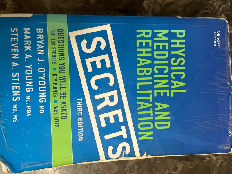 Secrets Ser.: Physical Medicine and Rehabilitation Secrets by Mark A. Young (…