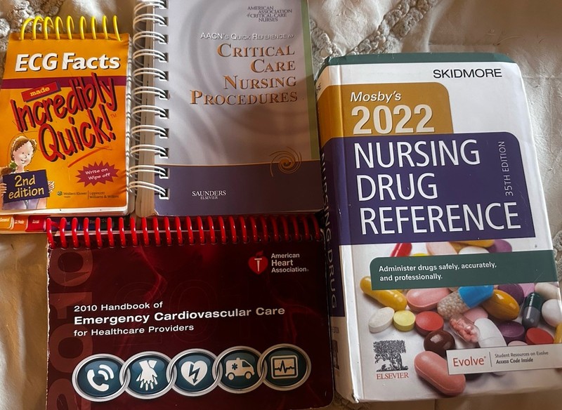 Med Books American Heart Association, Critical Care Nurse, ECG facts,Mosbys Drug