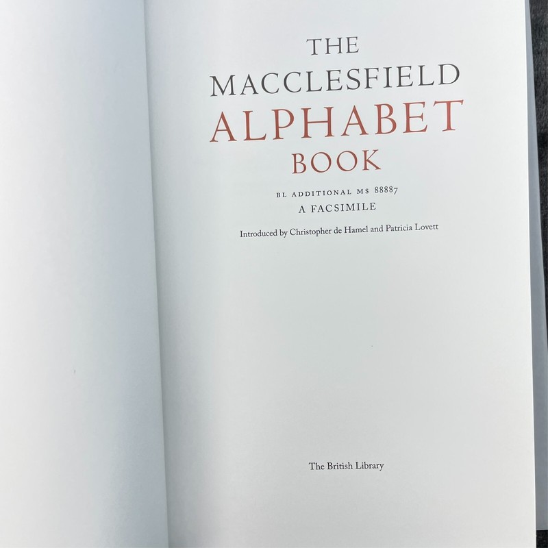 Macclesfield Alphabet A Facsimile by D. E. Hamel 2010 Hardcover EXCELLENT RARE gallery