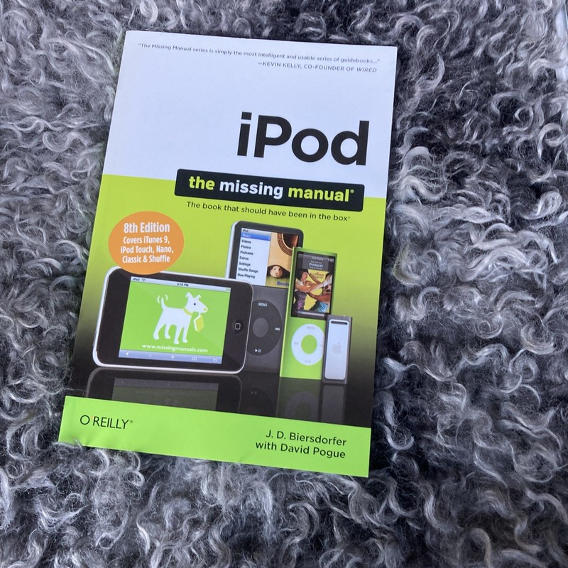 Missing Manual Ser.: iPod by J. D. Biersdorfer (2009, Trade Paperback)