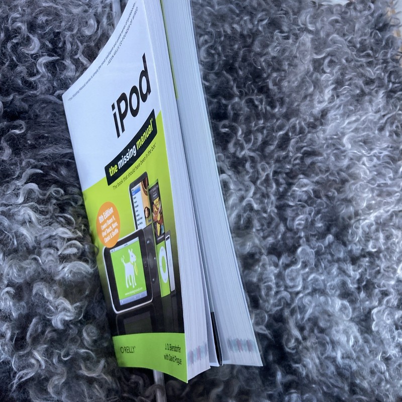 Missing Manual Ser.: iPod by J. D. Biersdorfer (2009, Trade Paperback) gallery