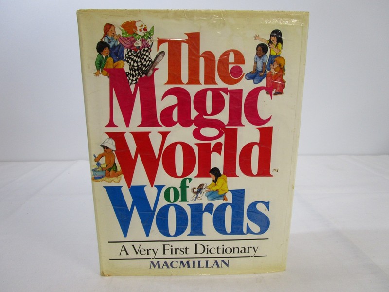 Vintage 1977 The Magic World of Words Macmillan First Dictionary HC DJ