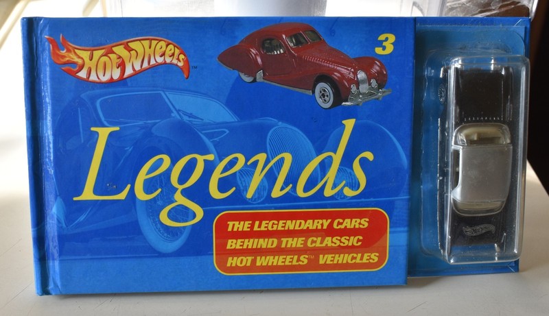 Hot Wheels Legends ’57 CADILLAC EL DORADO with Toy-ExLibrary NEW