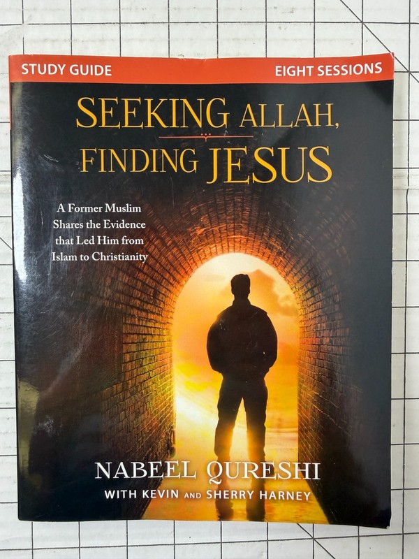 Seeking Allah, Finding Jesus Study Guide by Nabeel Qureshi 2016, TPB Ships Fast